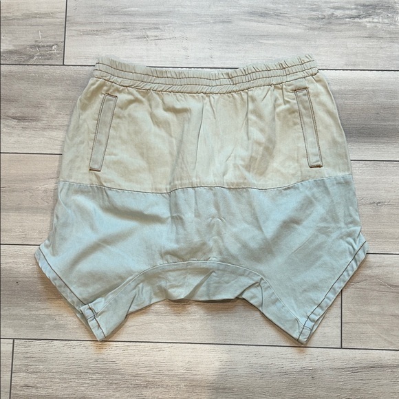 One Teaspoon Pants - One Teaspoon Calypsos Harem Shorts size XS